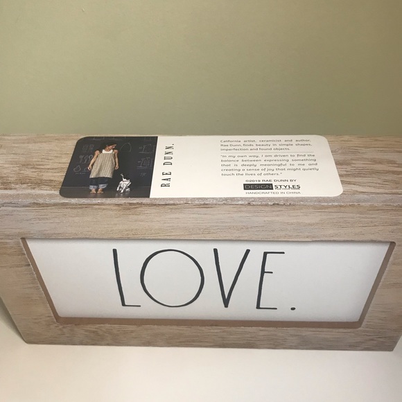 New Rae Dunn Accents LOVE Wooden Sign. - Picture 2 of 4